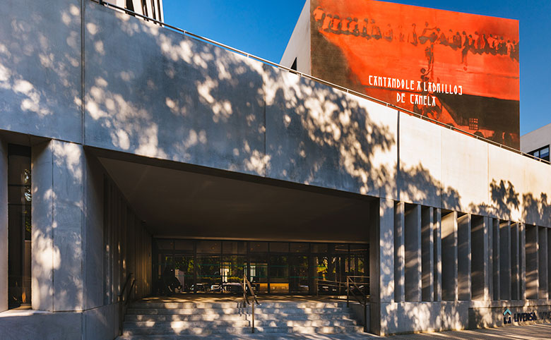 Residencia De Estudiantes Livensa Living Sevilla